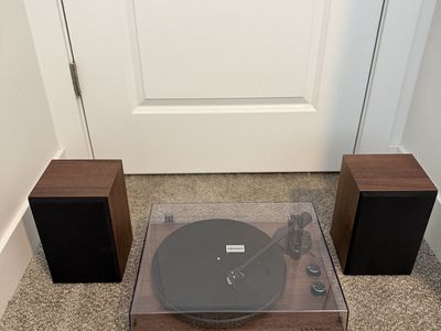 Crosley C62 Walnut Wood Bluetooth Turntable with Speakers - Great Condition
