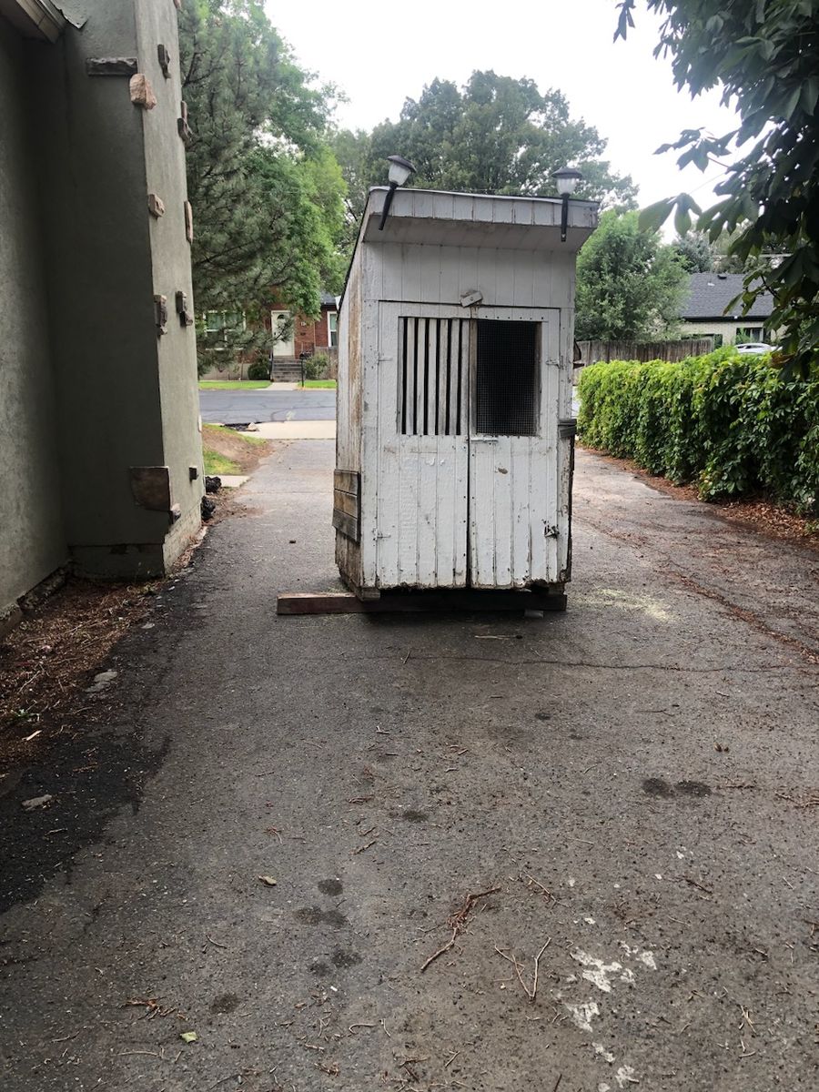 Wood farm house chicken coup/ticket booth/ Rustic Cabin Bakery haunted house corn maze (can deliver)