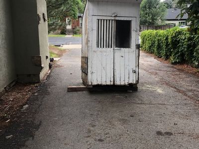 Wood farm house chicken coup/ticket booth/ Rustic Cabin Bakery haunted house corn maze (can deliver)