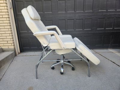 massage / Tattoo chair