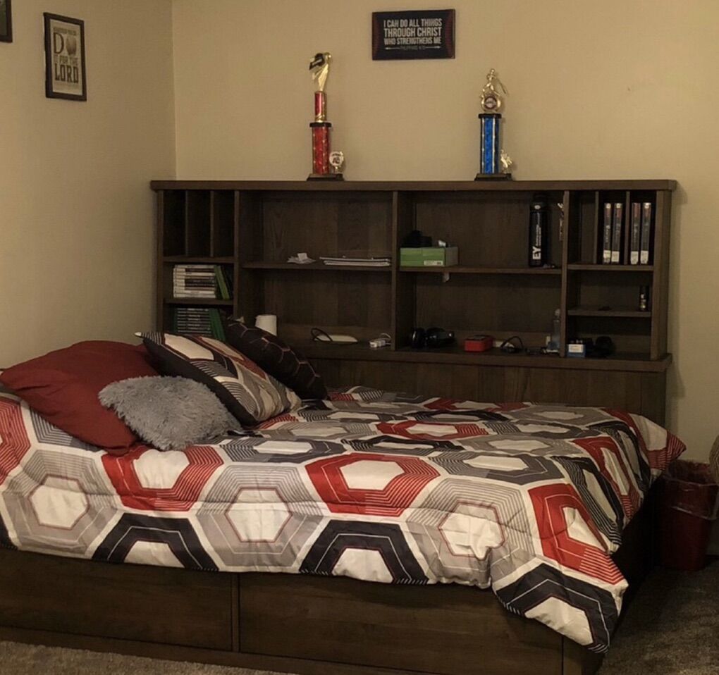 Full/Queen Captain Bed