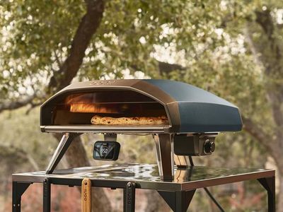 NEW Ooni Koda 2 Pro 18” Gas Pizza Oven. Retails $800+ tax