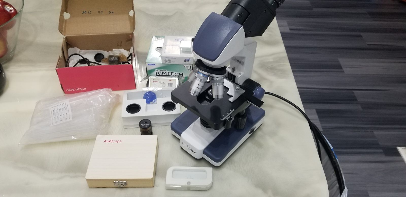 Microscope - AmScope B120 w/5 MP camera (Accessories included)