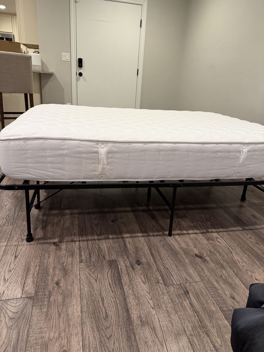 Mattress and bed frame(full size)