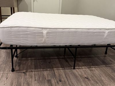 Mattress and bed frame(full size)