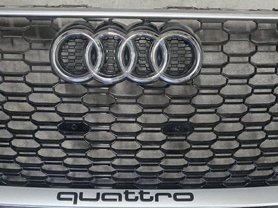 Audi RS5 Grille