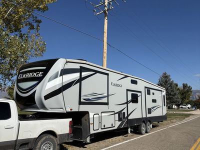 21 Heartland Elkridge 38mb With Built In Generator