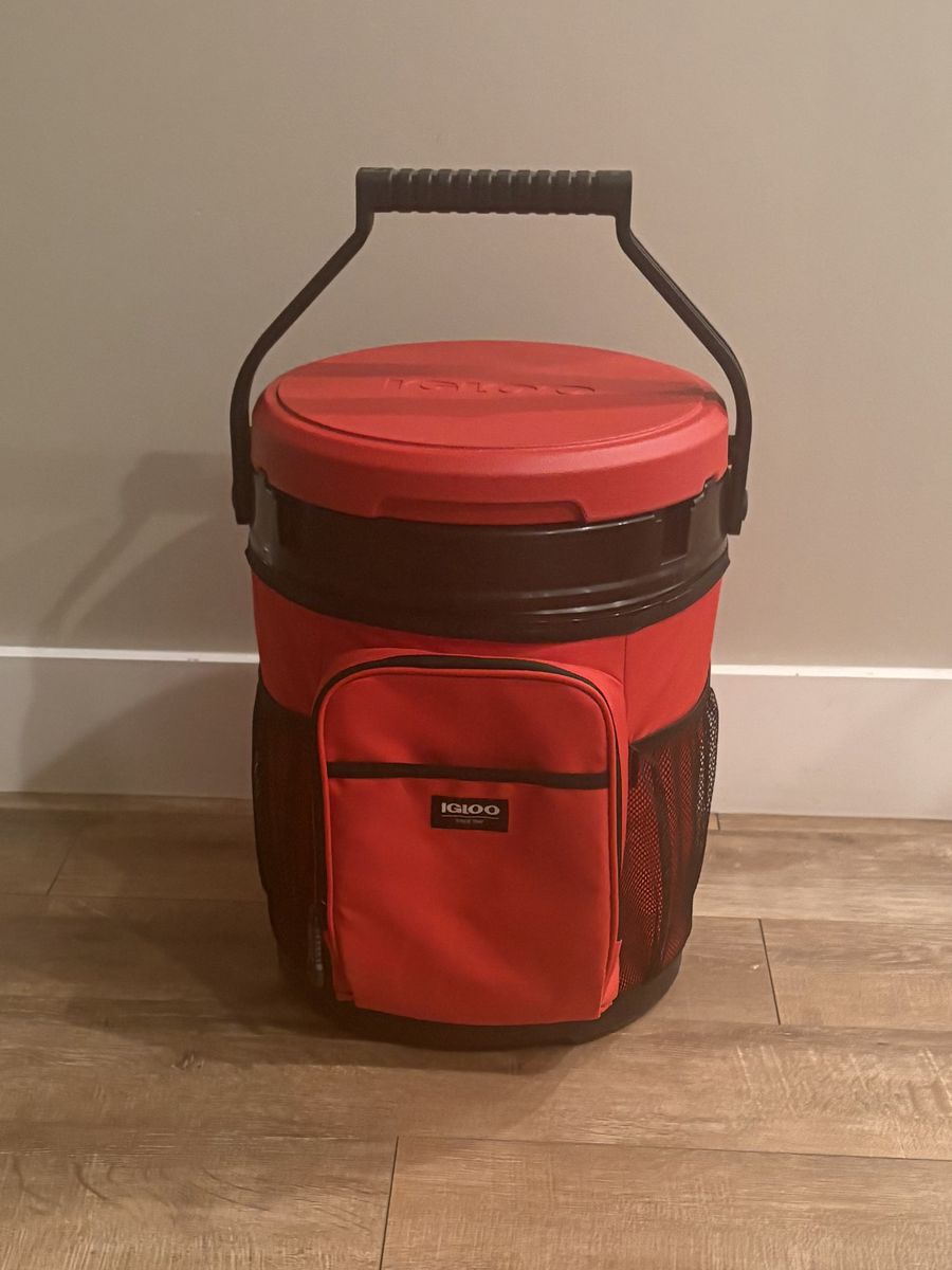 BRAND NEW Igloo 5 Gallon Cooler Bucket