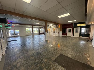 3000+ SF Office/Showroom/flex Space -Zoning: CP3