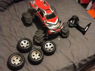 Traxxas Stampede brushless RC Monster Truck with TQ Radio and Extra Wheels