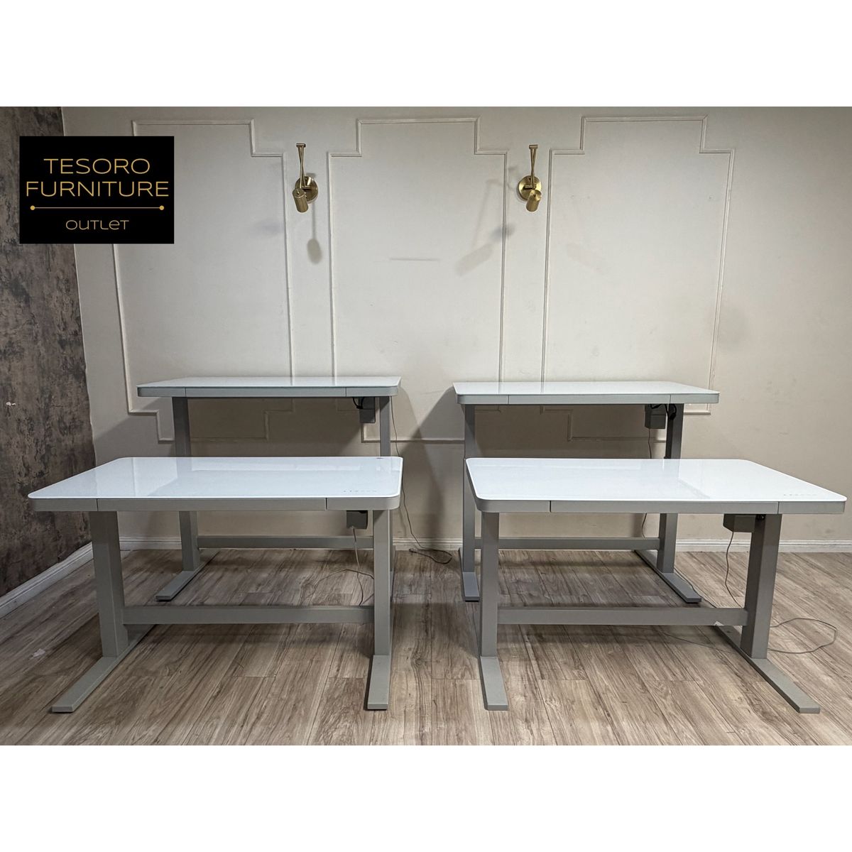 TRESANTI LIFT DESKS *4 available