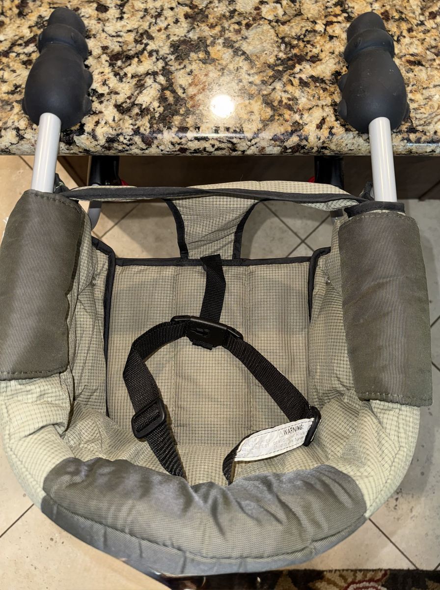 Chicco Hippo Caddy Portable Hook-On Chair Travel Seat