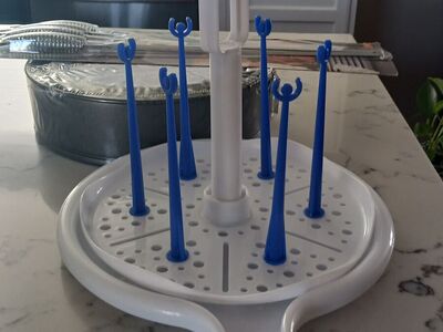 Baby bottle drying rack