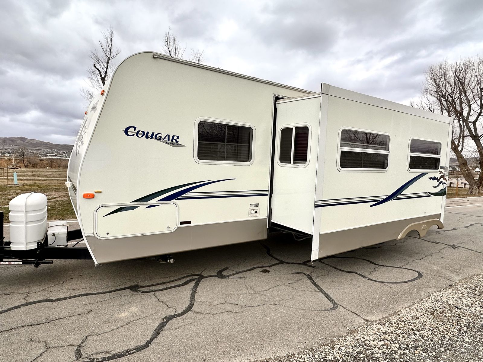 2004 Keystone Cougar