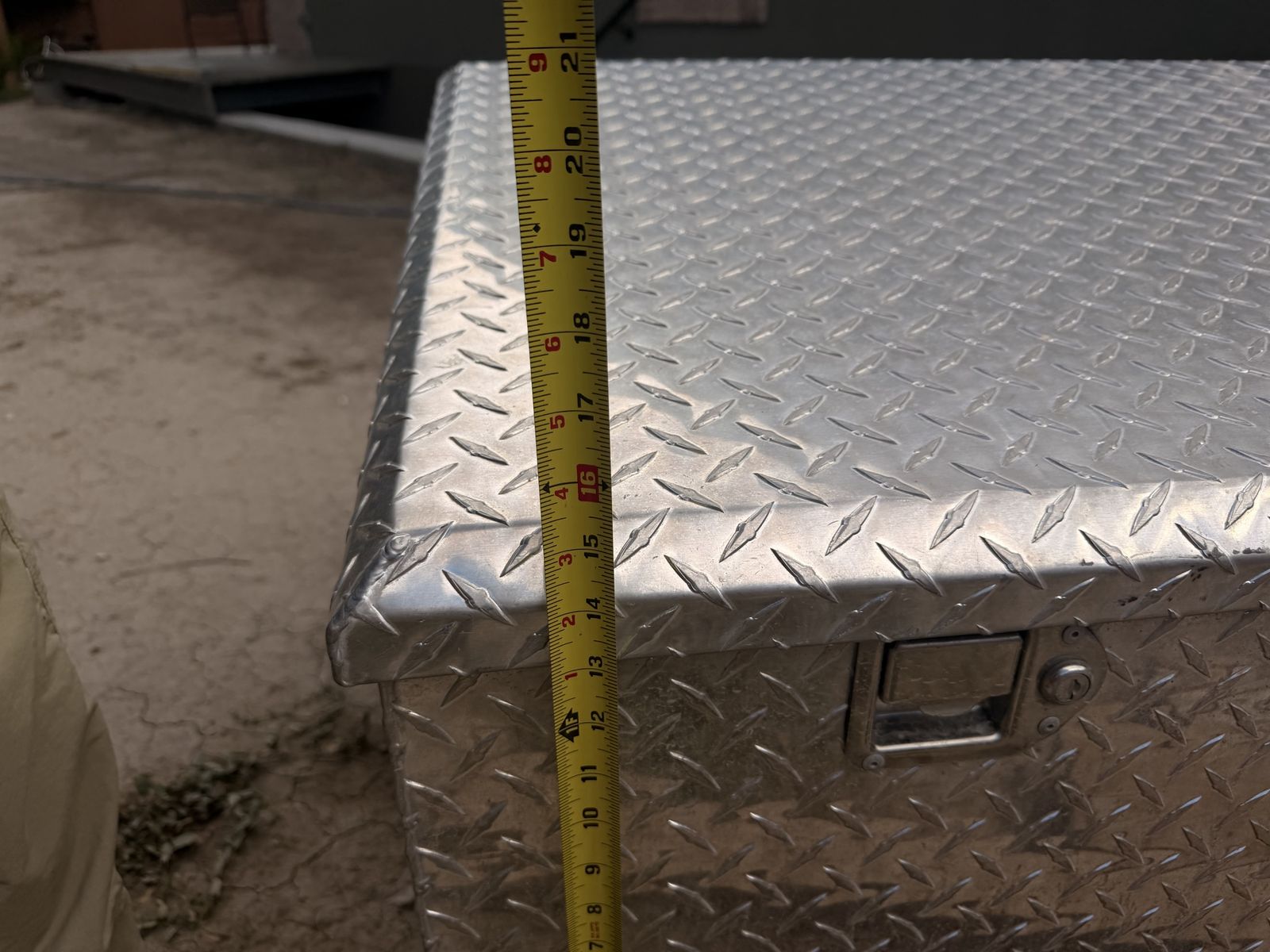 Main image 6