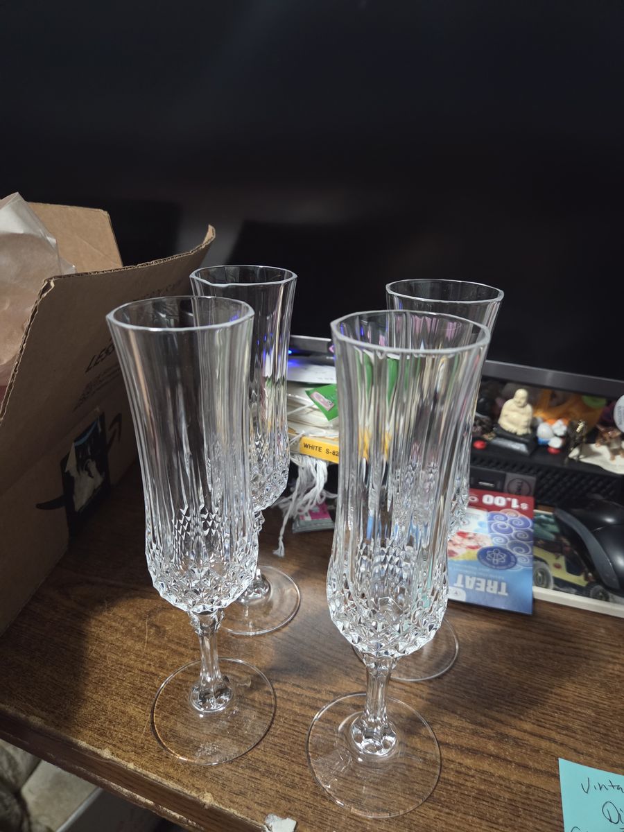 4 Vintage Diamond Cut Crystal  Champagne Flutes
