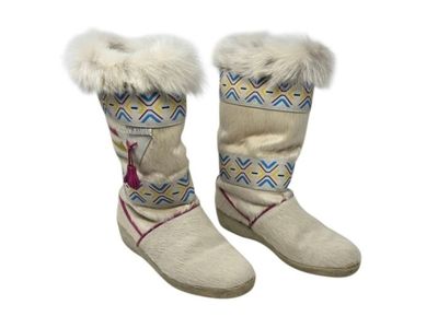 Vintage Tecnica Italy Cream Fur Après Ski Boots US 8.5 Southwestern Tassels