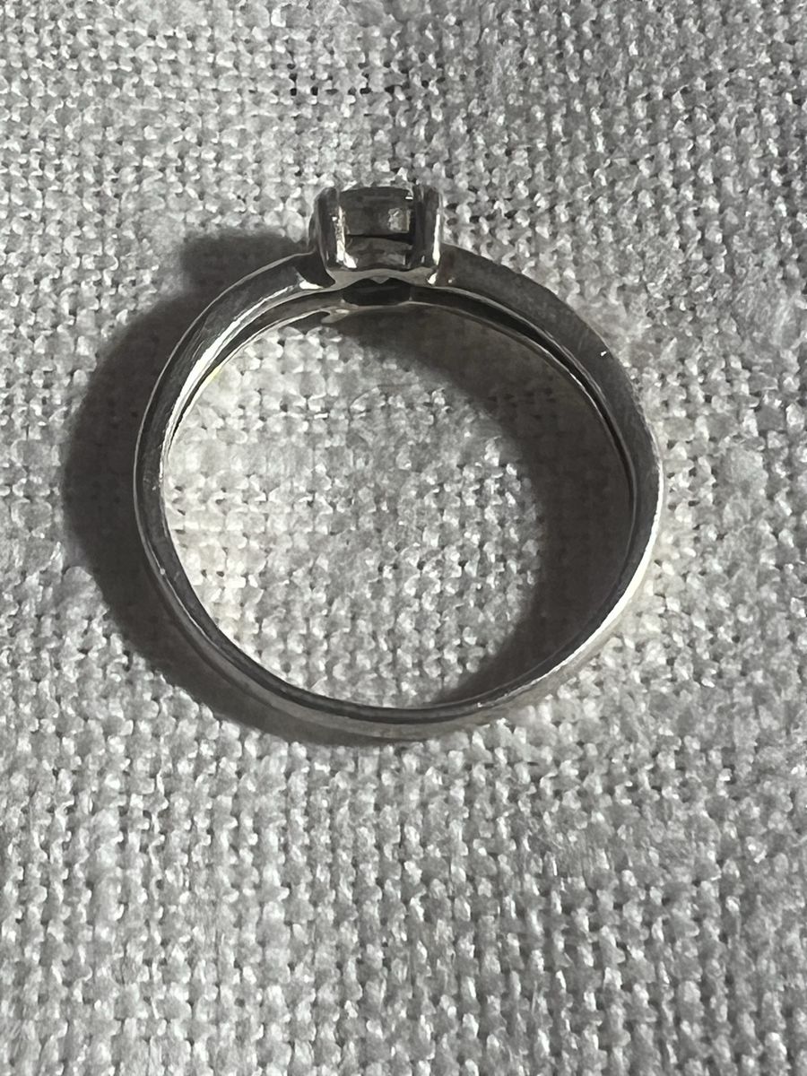 Main image 4