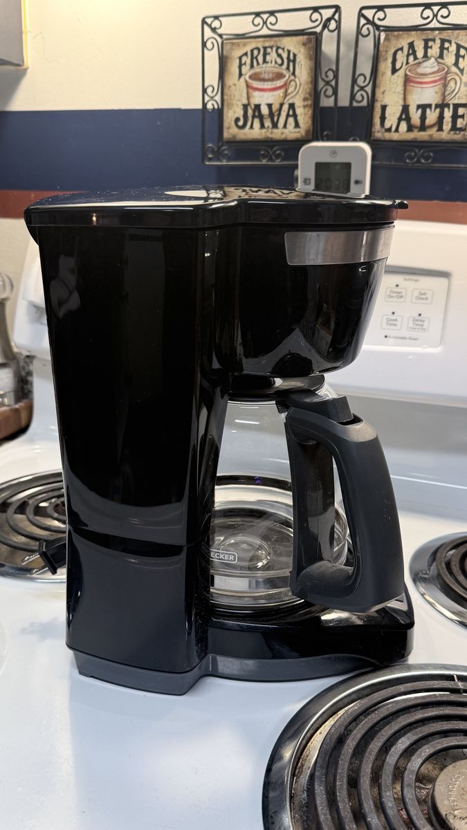 Black and Decker Coffee Pot - NEVER USED!