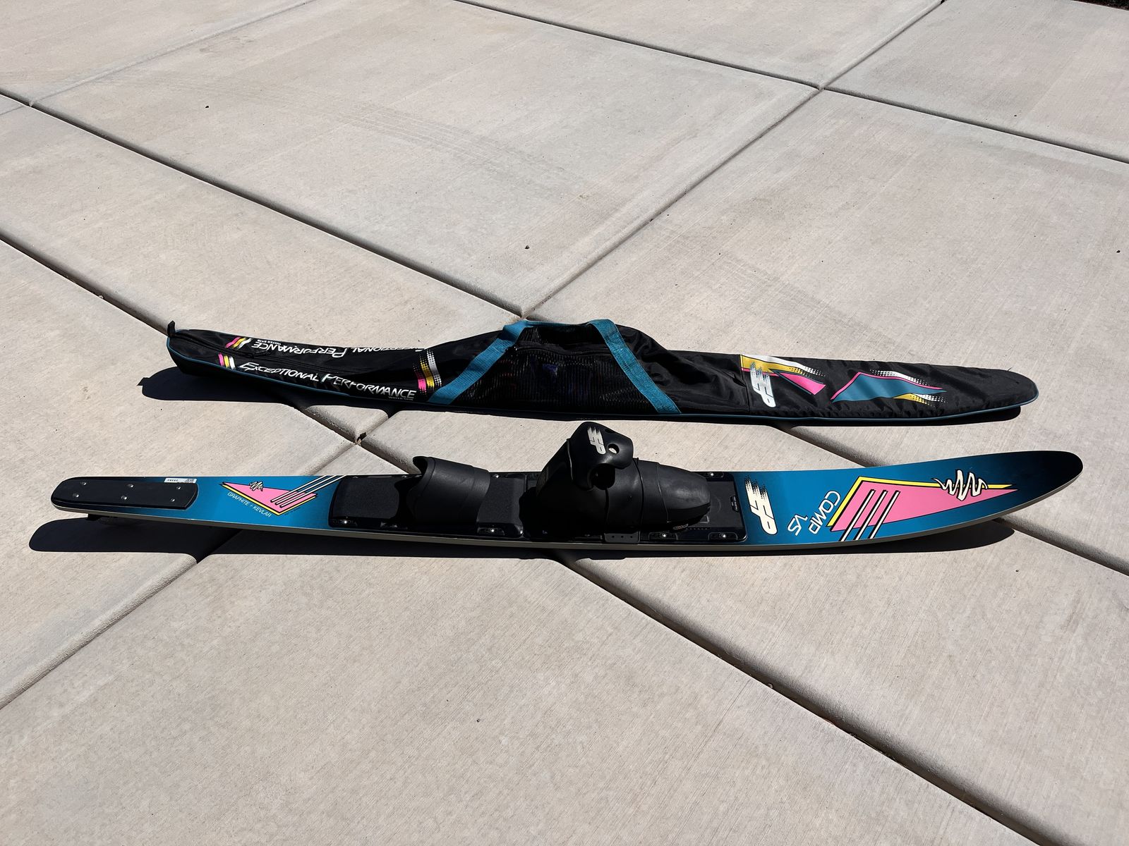 Water ski with carrying case