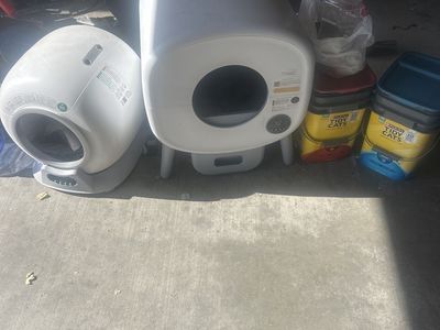 2 Automatic Self-Cleaning Litter Boxes & Cat Supplies - Lightly Used, Great Value!