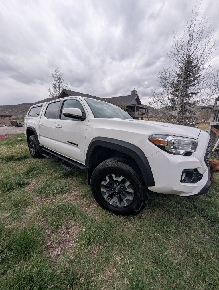 2022 Toyota Tacoma TRD Off-Road