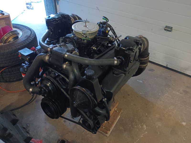 Mercruiser Chevy 350 runs good