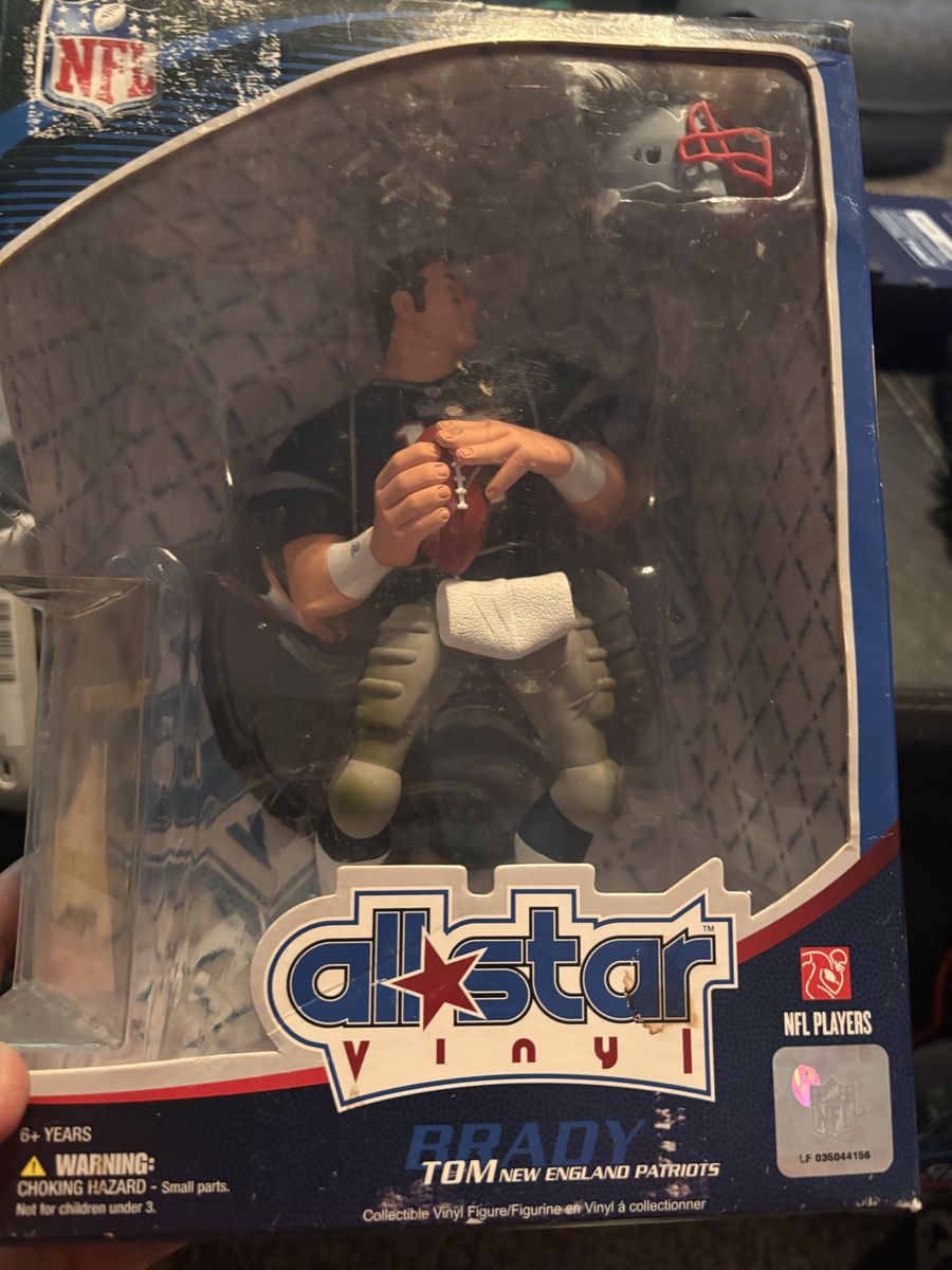 NFL All-Star Vinyl Tom Brady New England Patriots Collectible Figure w/Helmet