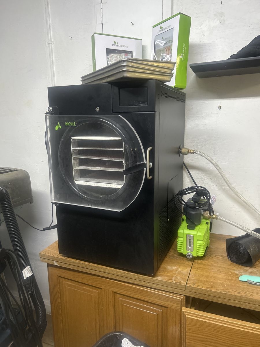 Freeze dryer