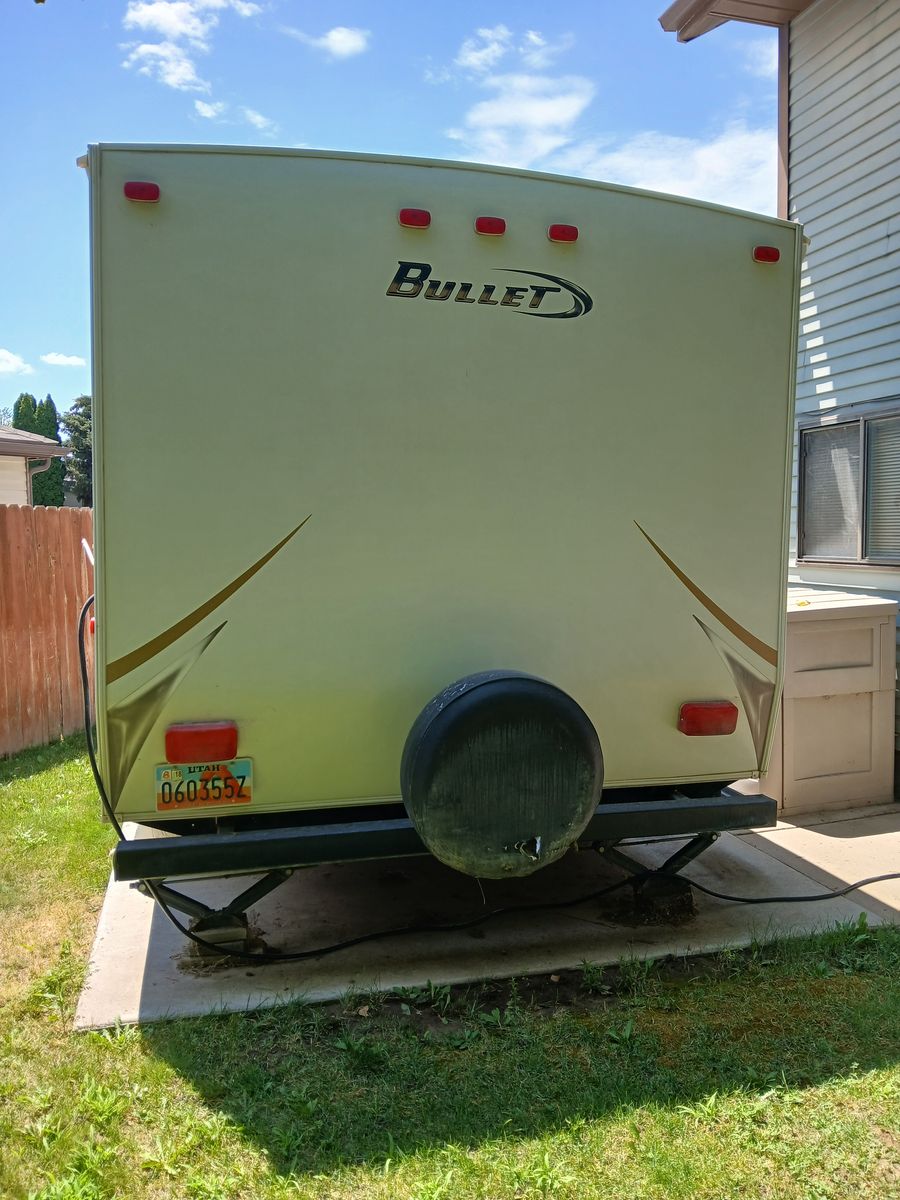 Main image 4