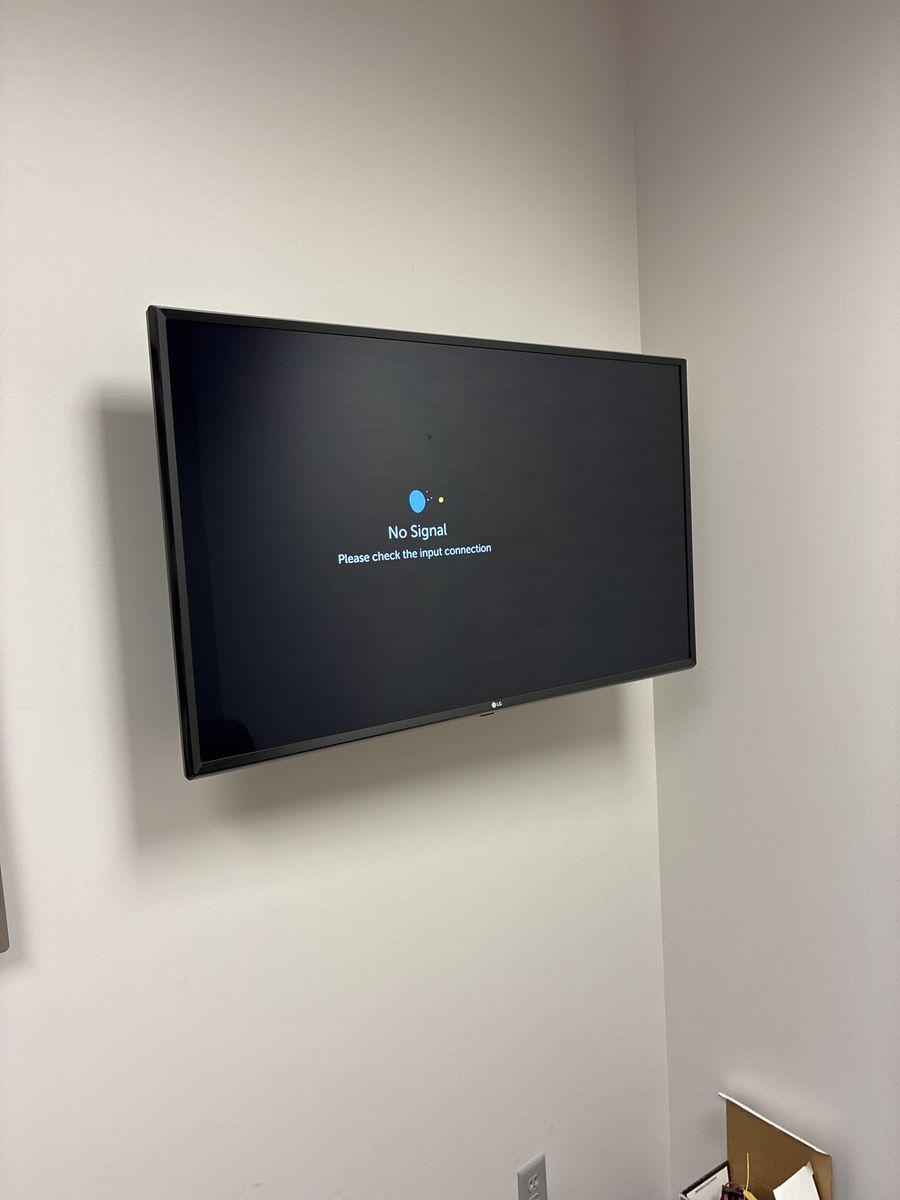 TV's LG, Samsung, Vizio, insignia....