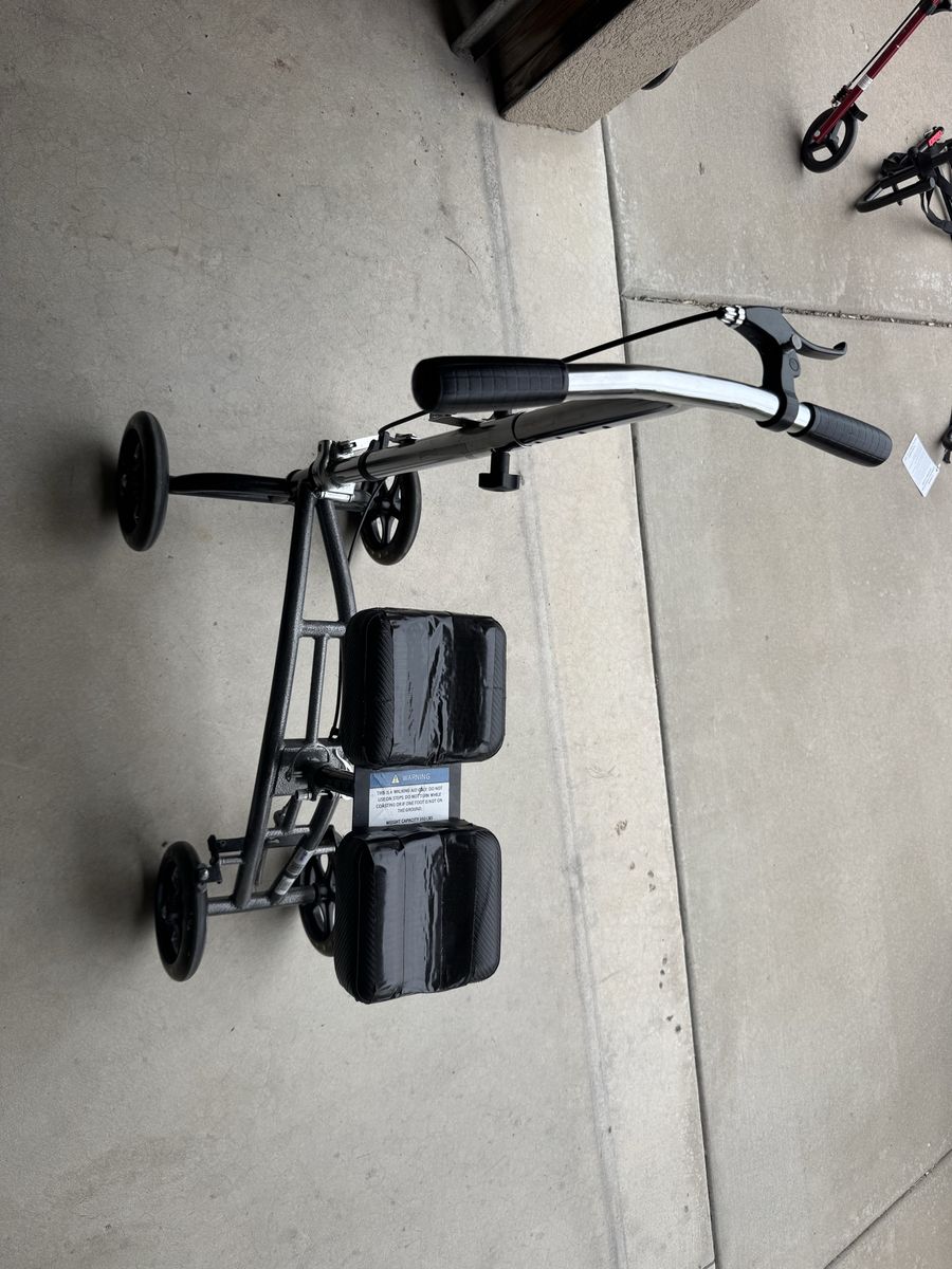 Knee Scooter