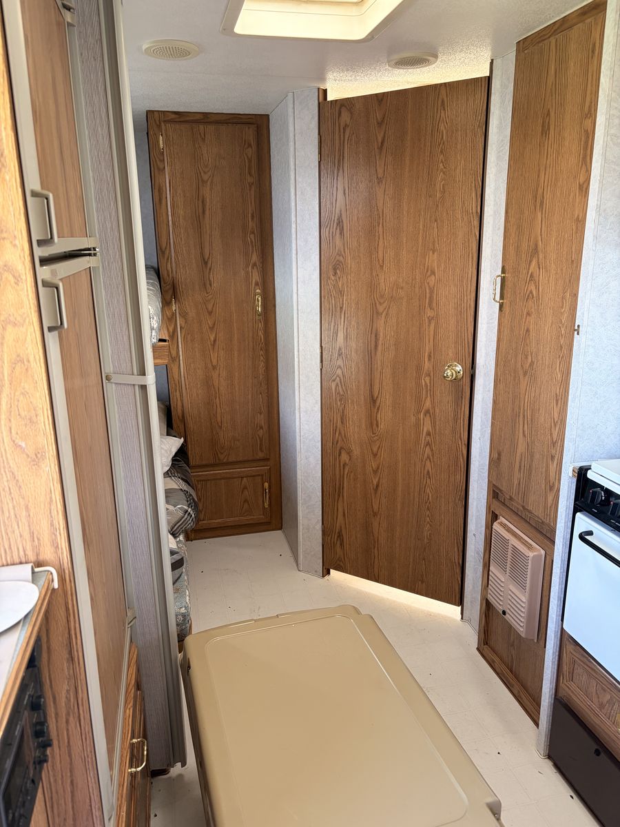 Main image 10