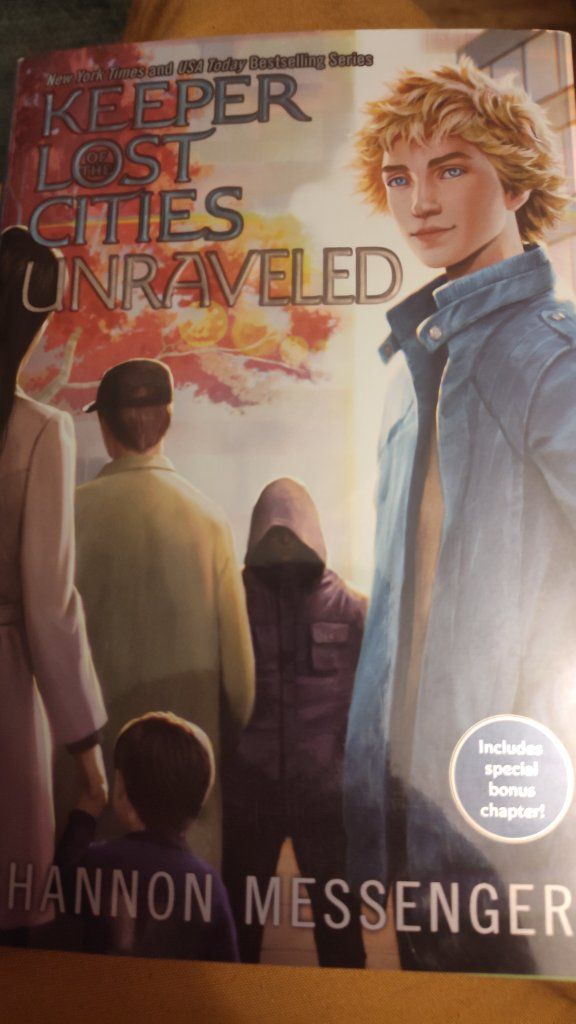 Keeper of the Lost Cities: Unraveled by Shannon Messenger hard cover 