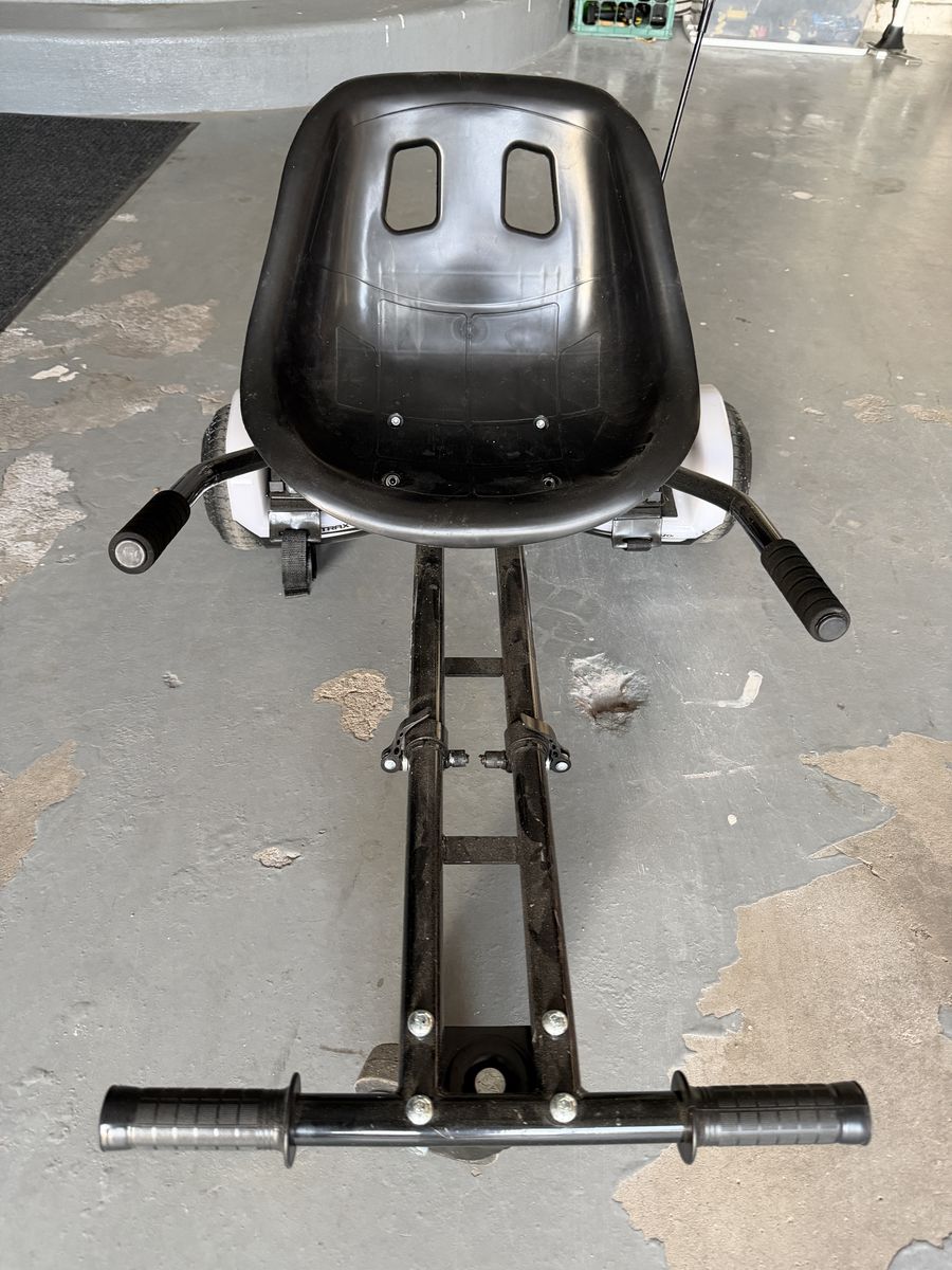 Hoverboard with Hovercart cart attachement