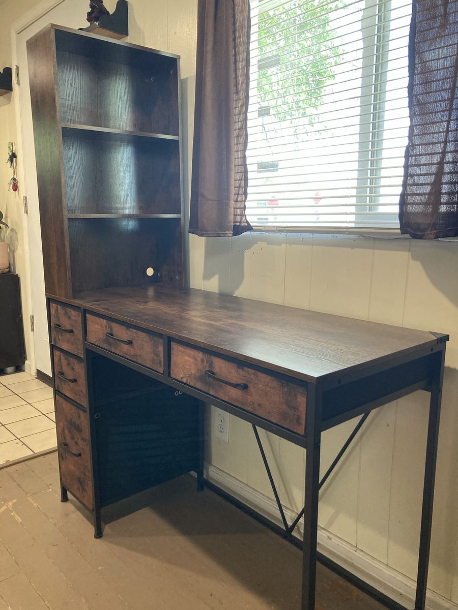 Office computer desk