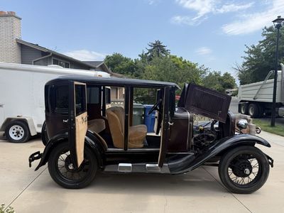 1930 Ford Antique