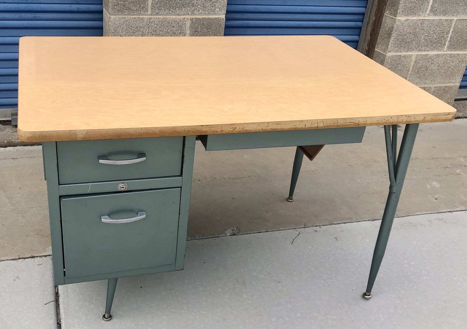 VINTAGE ALL-STEEL TANKERS TEACHERS DESK
