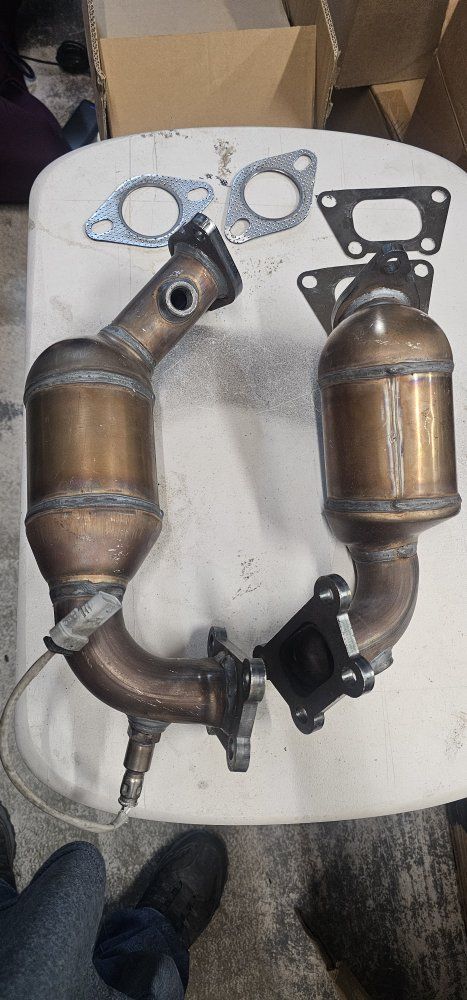 CAT104R2T E34 120R-00.15078 Catalytic Converter - Part No. 101709-CHN-1