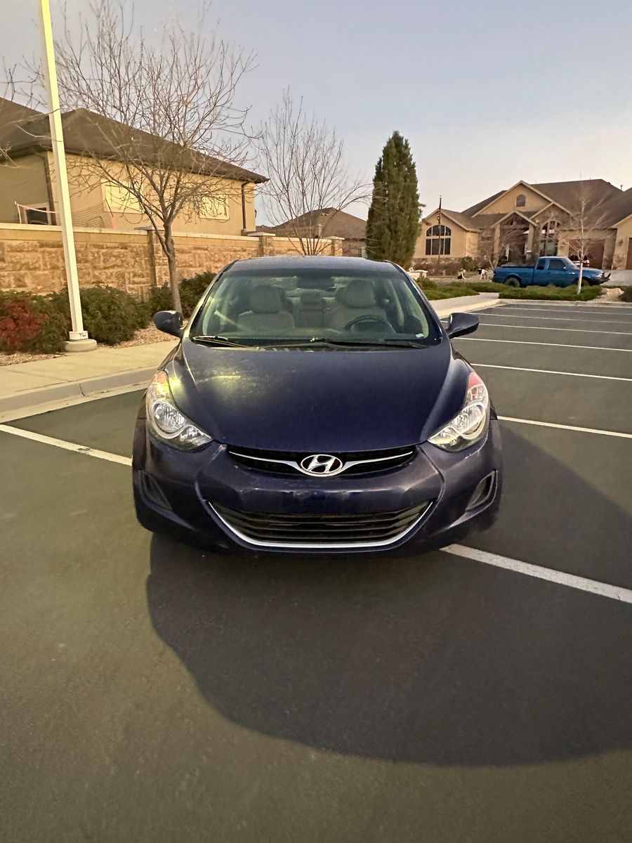 2011 HYUNDAI ELANTRA GLS