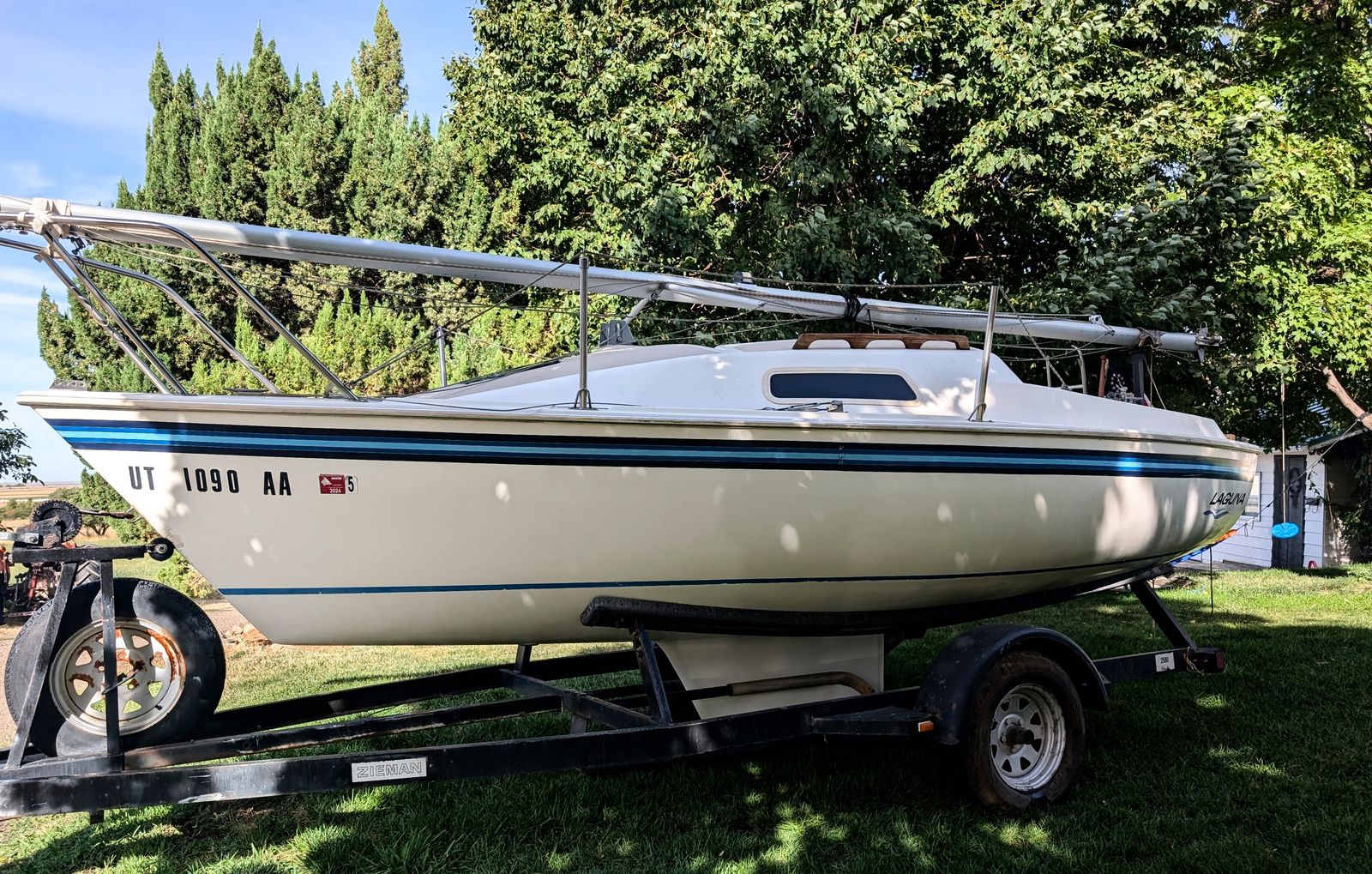 Laguna 18 Sailboat