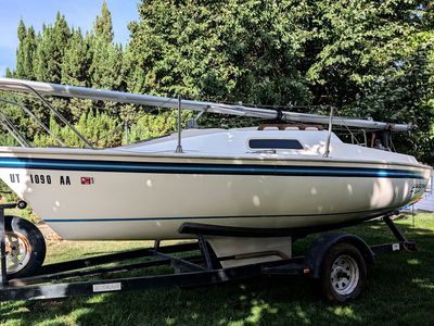 Laguna 18 Sailboat