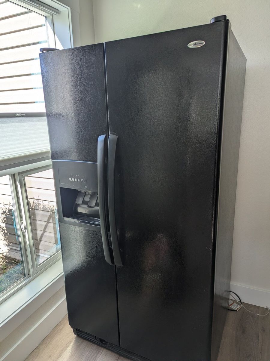 Black Side-by-Side Fridge w/ Ice Maker