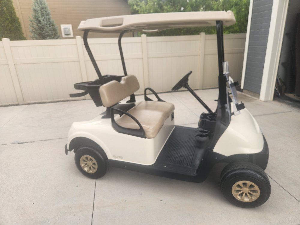 2023 EZGO RXV Elite Golf Cart