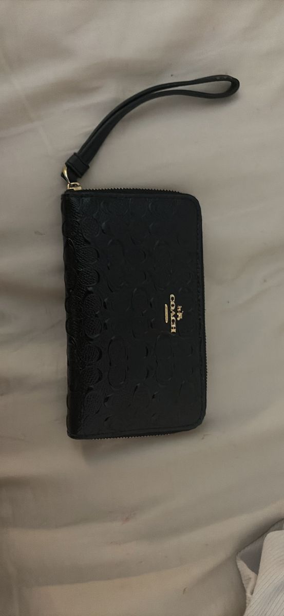 Coach Black Signature C Embossed Leather Zip-Around Wallet Wristlet - Excellent Condition