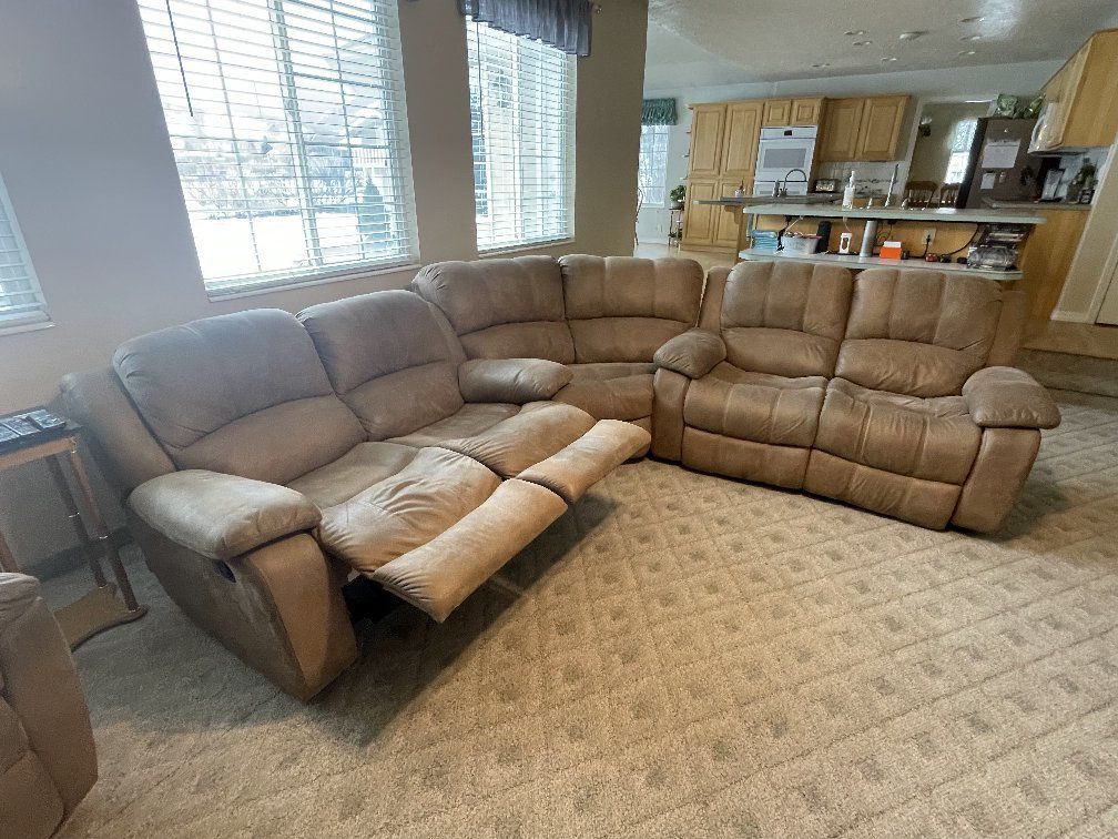 sofa set manual reclining and 2 recliners