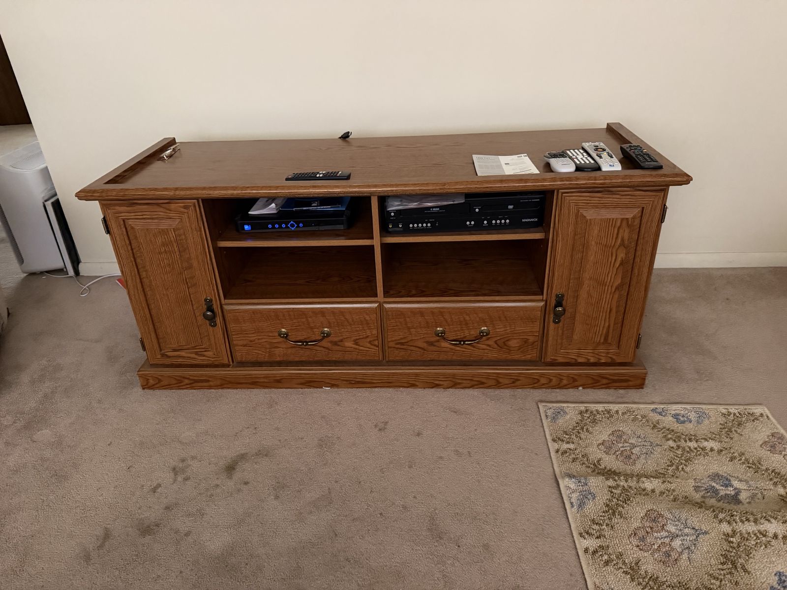 Main image 7