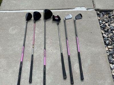 Girl’s Golf Clubs - Full Set with Pink Accents