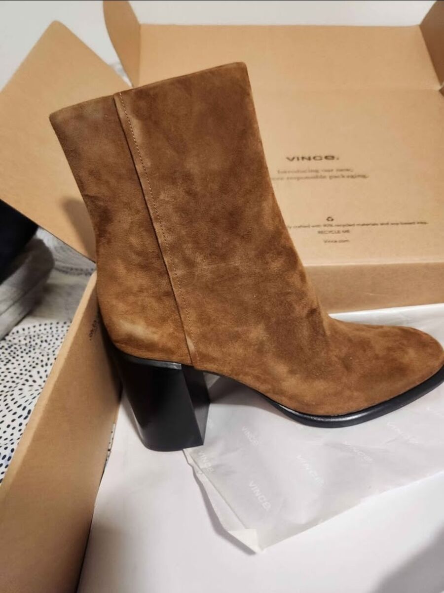 LICA SUEDE ANKLE BOOTS