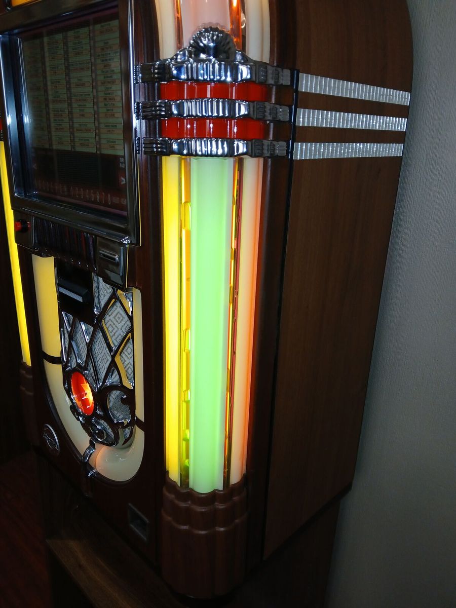 Main image 7